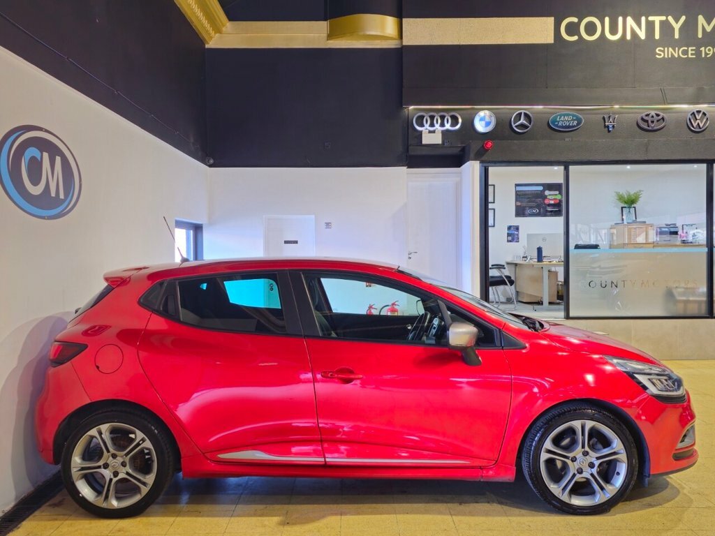 Renault Clio 1.5L Gt Line Red #2