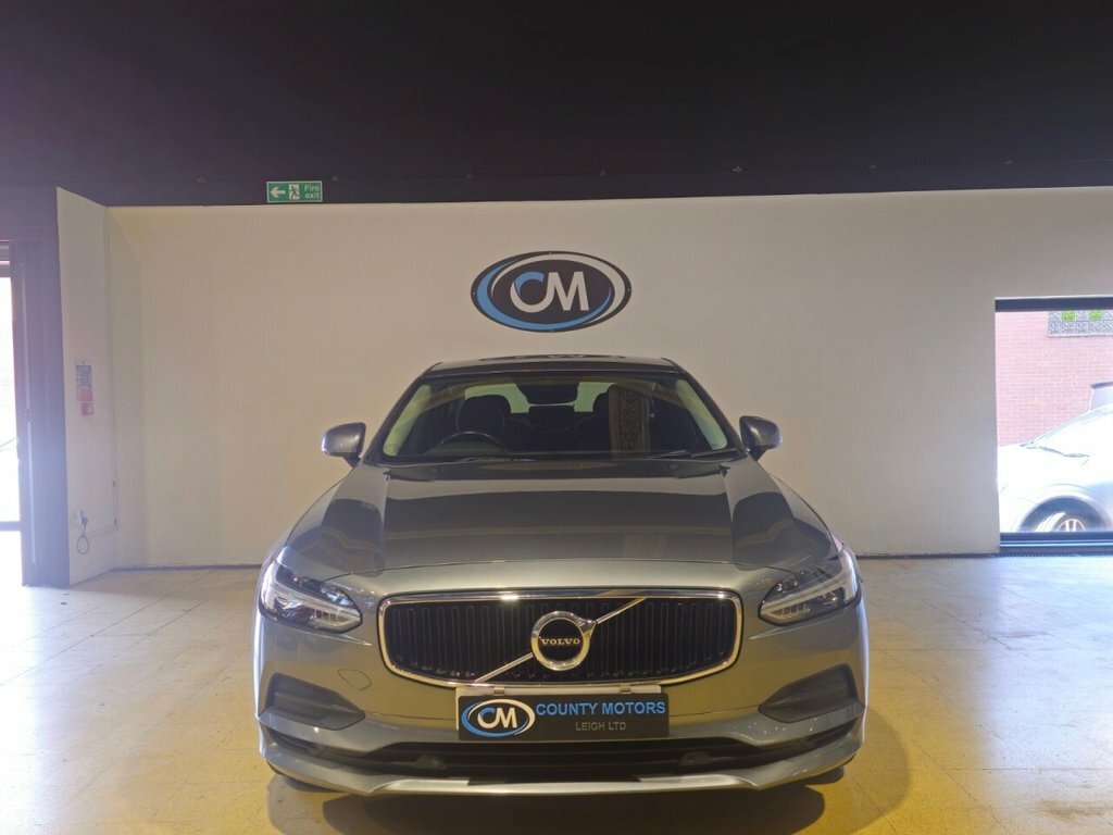 Volvo S90 2L Momentum Grey #3