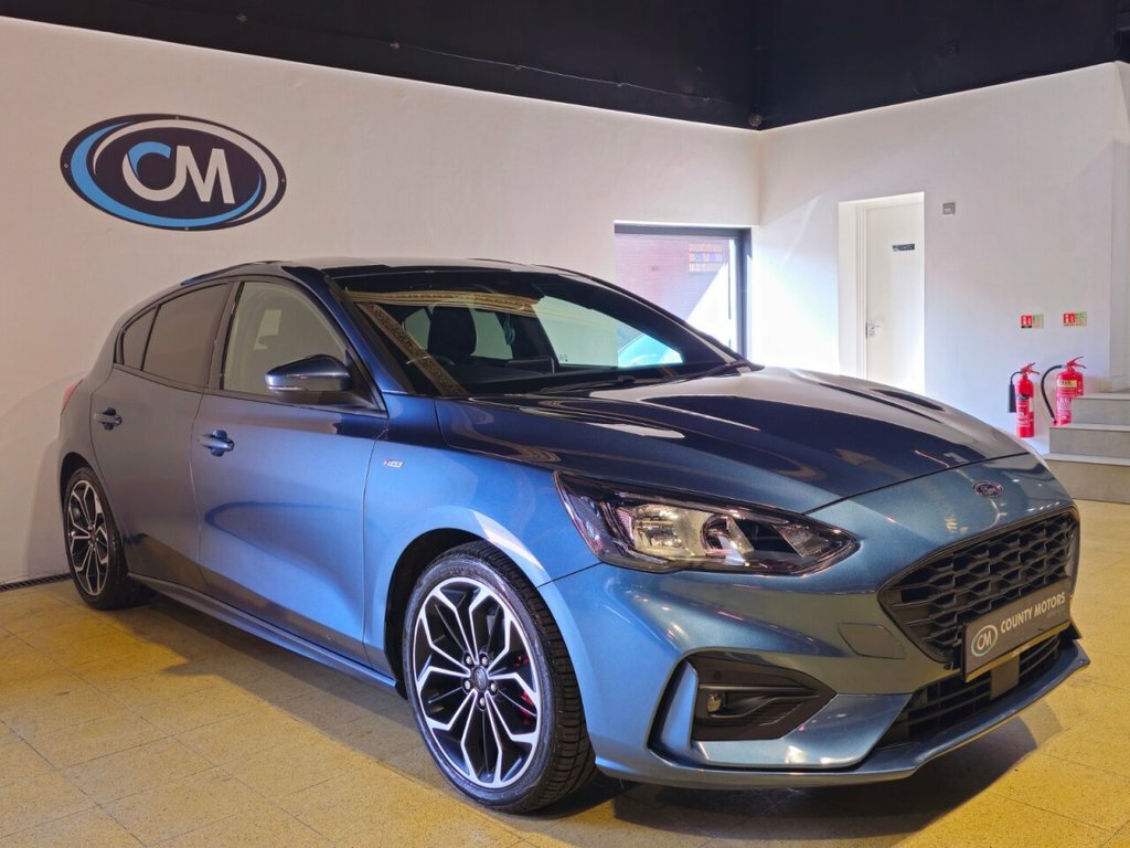Ford Focus 1L St-line X Blue
