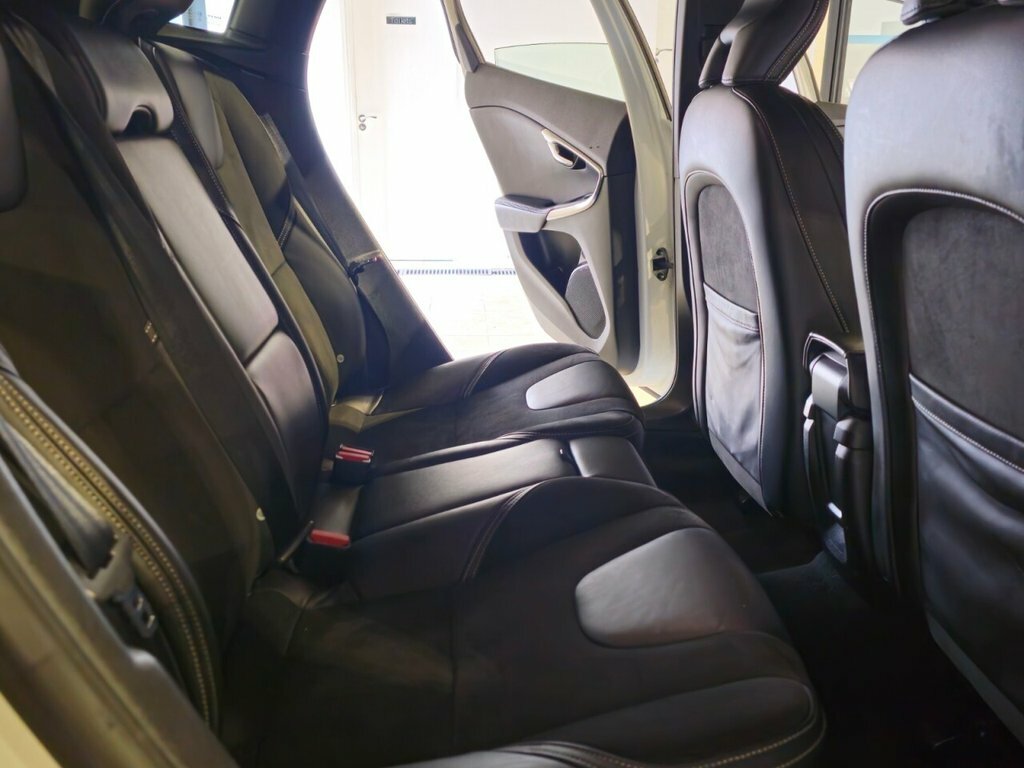 Volvo V40 V40 R-design Pro T2 Blue #18