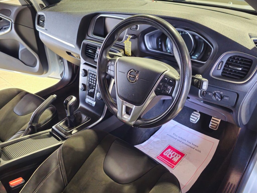 Volvo V40 V40 R-design Pro T2 Blue #16