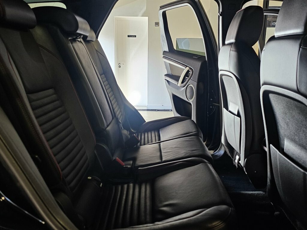 Land Rover Discovery Sport 2.0 D200 Mhev R-dynamic Black #20