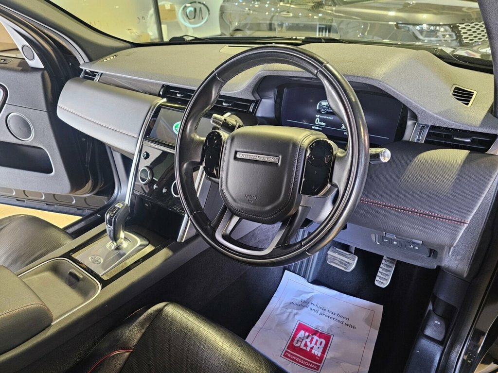 Land Rover Discovery Sport 2.0 D200 Mhev R-dynamic Black #16