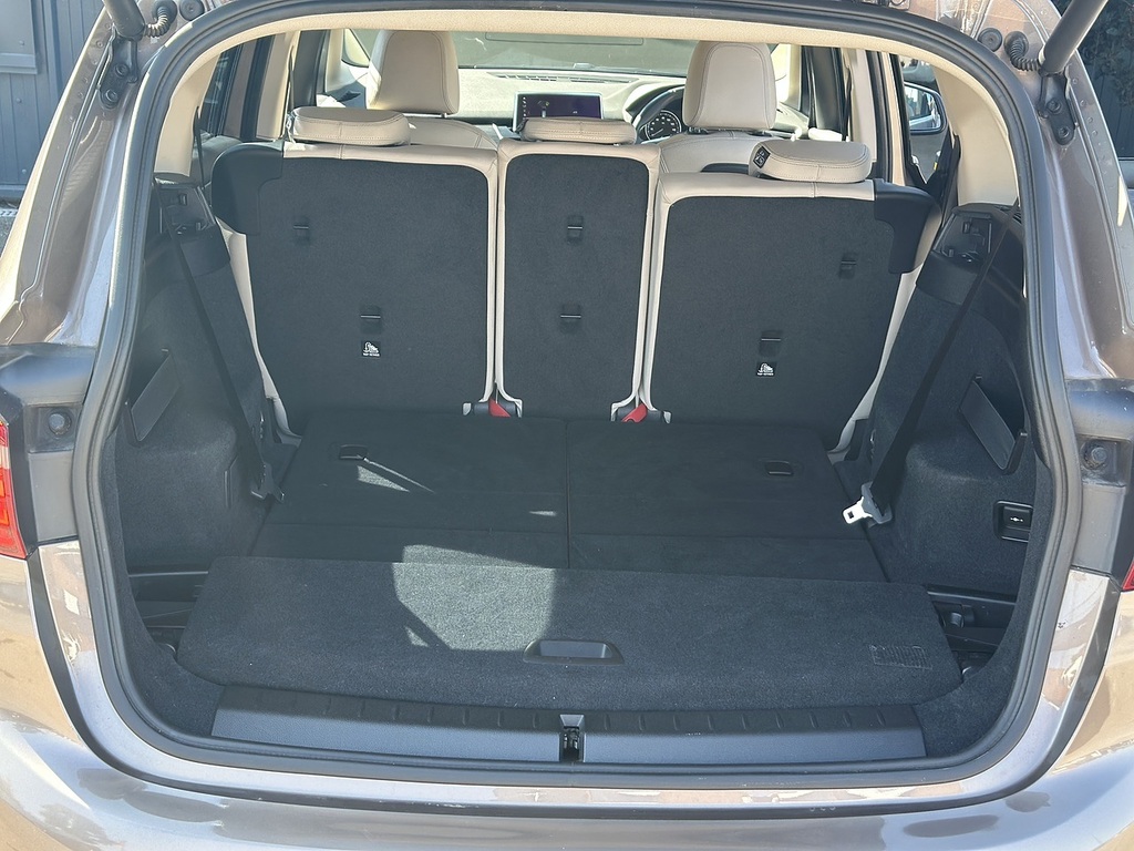 BMW 2 Series Gran Tourer 216D Se White #21