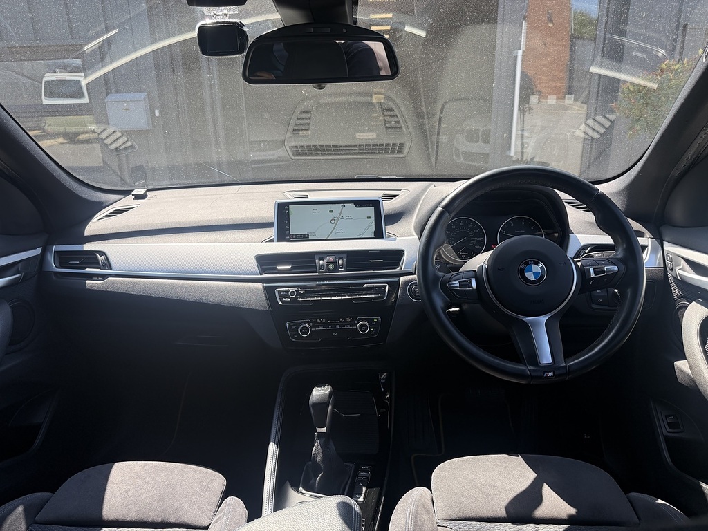 BMW X1 Xdrive18d M Sport TR66BWO White #5