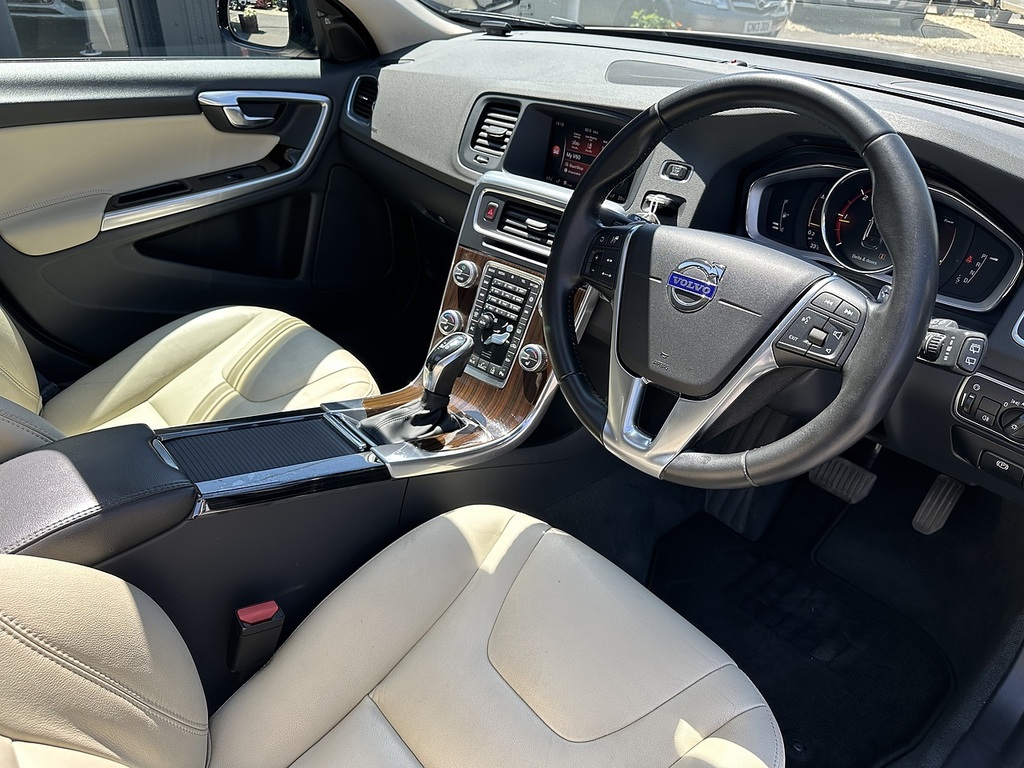 Volvo V60 Cross Country 2L Se Nav Grey #20