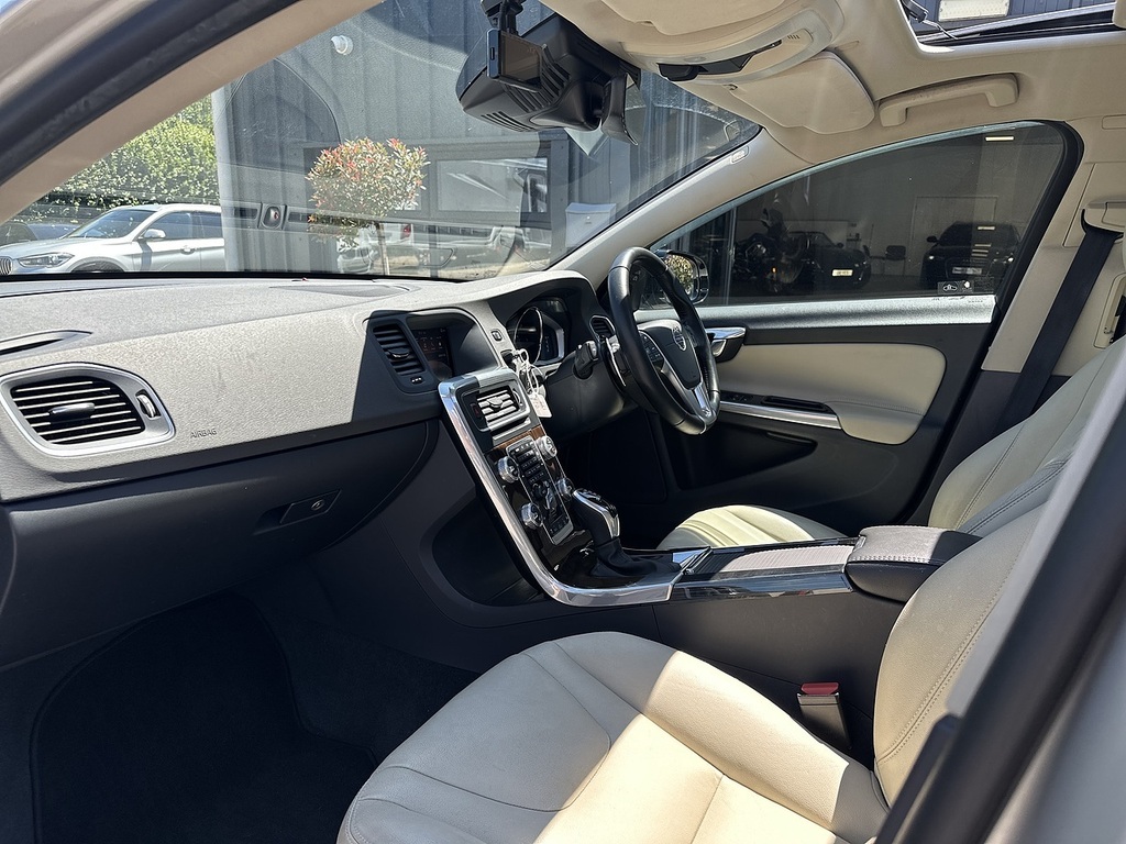 Volvo V60 Cross Country 2L Se Nav Grey #14