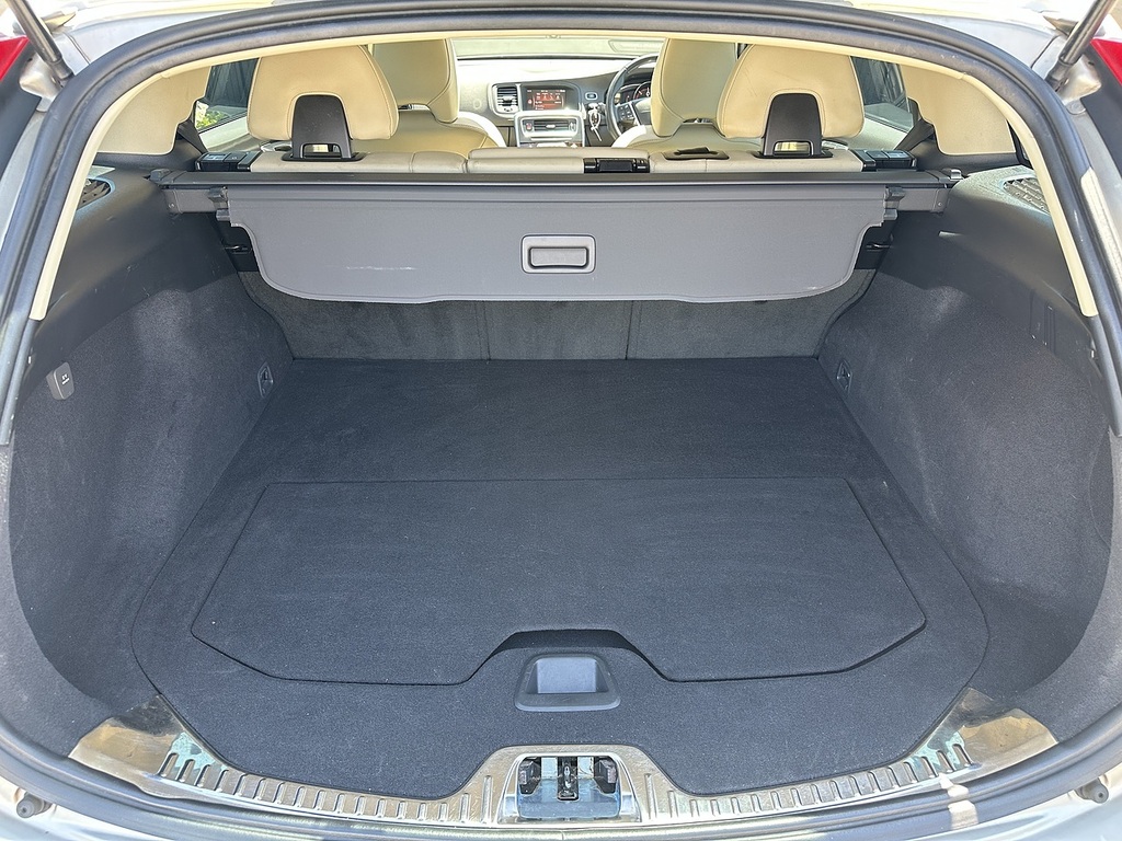 Volvo V60 Cross Country 2L Se Nav Grey #22