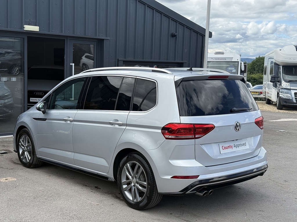 Volkswagen Touran Petrol Black #23