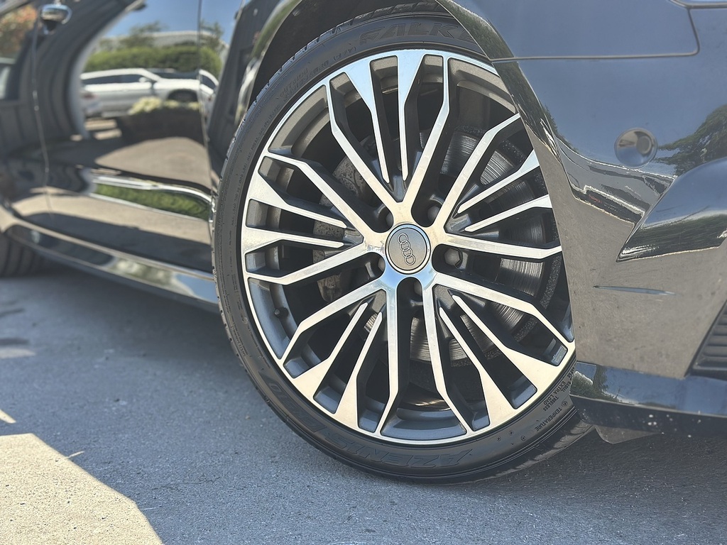 Audi A6 Avant Avant Tfsi Quattro S Line Black #2