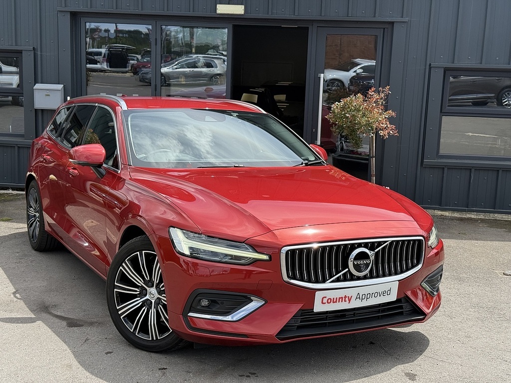 Volvo V60 T5 Inscription Pro Red #3