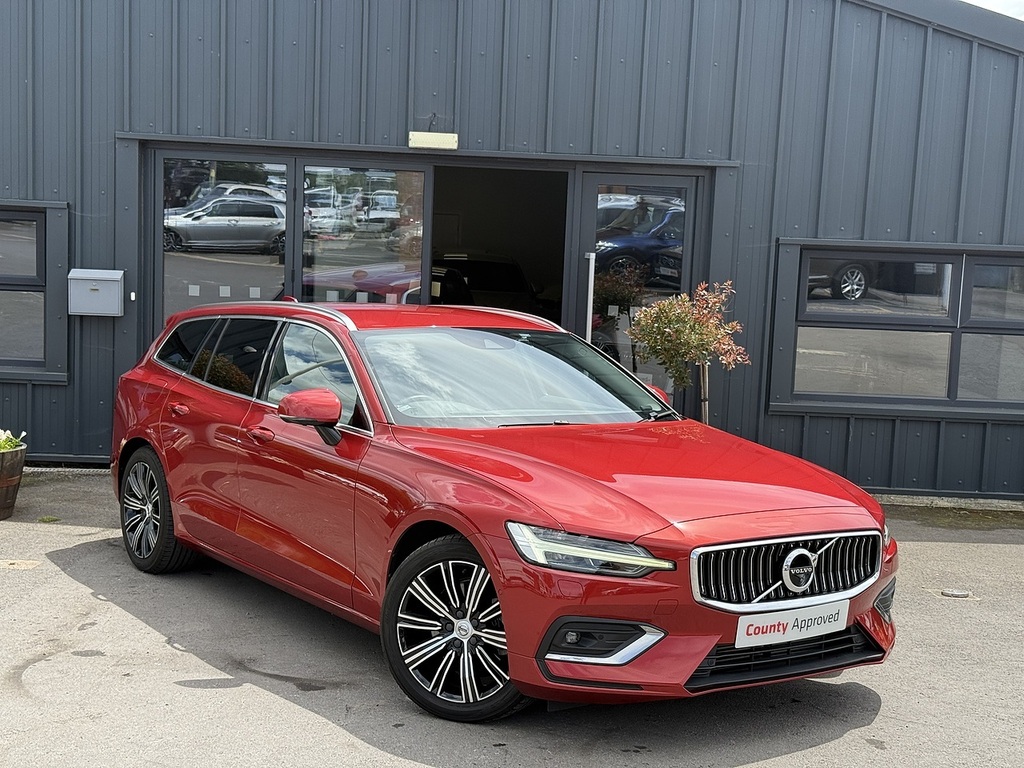 Volvo V60 T5 Inscription Pro Red