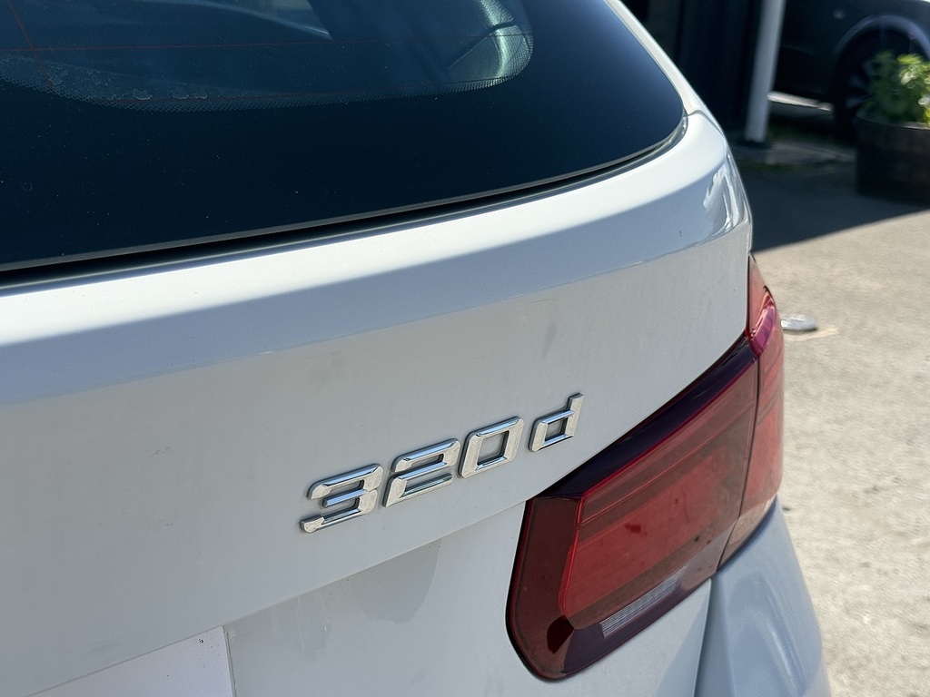 BMW 3 Series 2019 2.0 330E 12Kwh M Sport Saloon Plug Grey #23