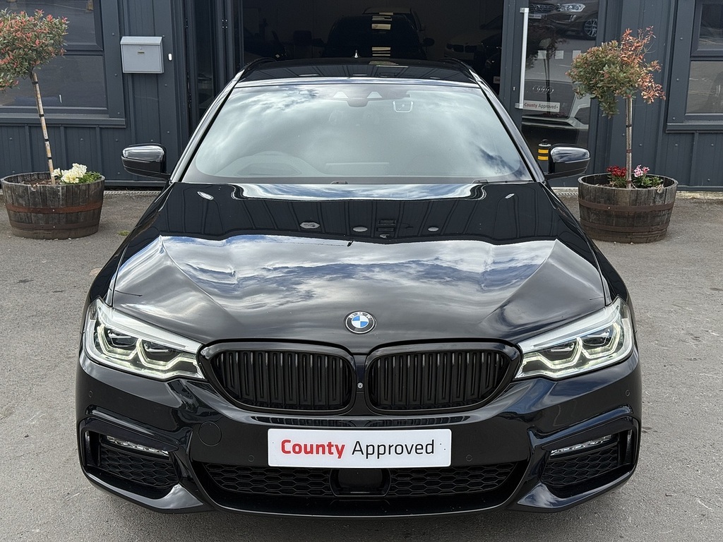 BMW 5 Series 530I M Sport Touring Black #2