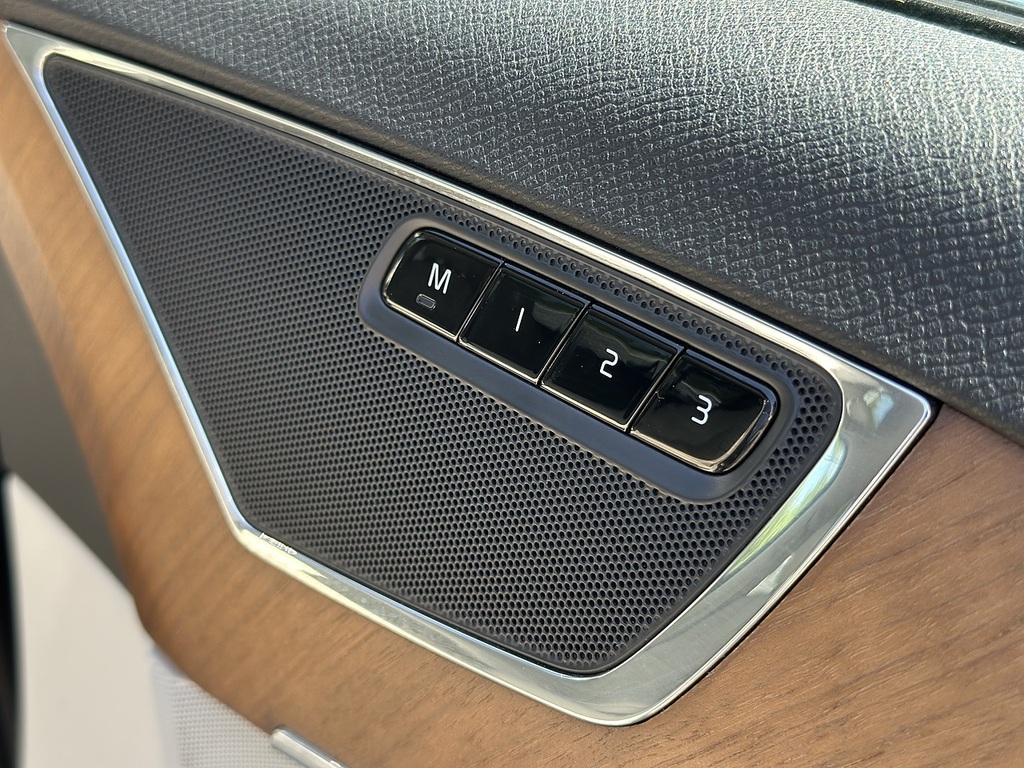 Volvo XC90 2.0 T8 390 Hybrid R-design Pro Awd Geartroni  #18