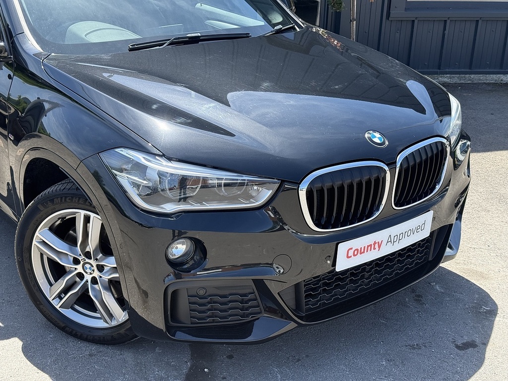 BMW X1 Xdrive20i M Sport TR17OPL Black #4