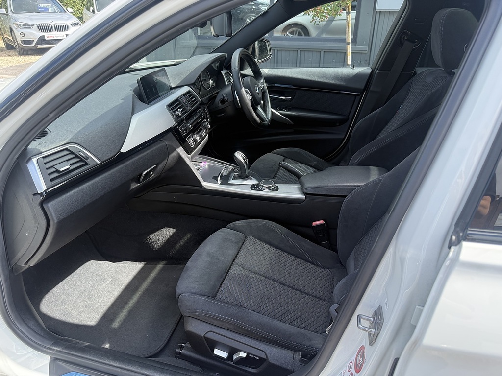 BMW 3 Series 320D M Sport Blue #21