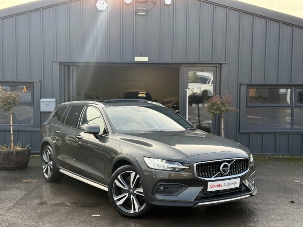 Volvo V60 Cross Country T5 Cross Country Plus Awd Grey