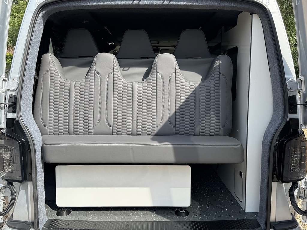 Volkswagen Transporter T6 T28 Lwb 150 Dsg DF19XJV Silver #6