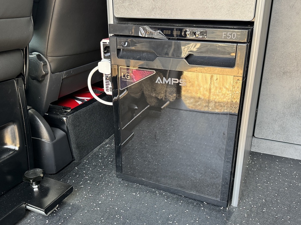 Volkswagen Transporter Grey #13