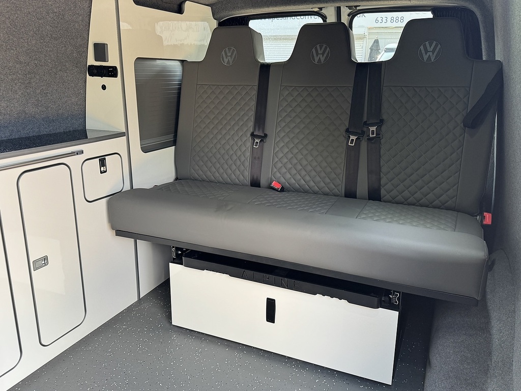 Volkswagen Transporter 2L Startline Silver #8
