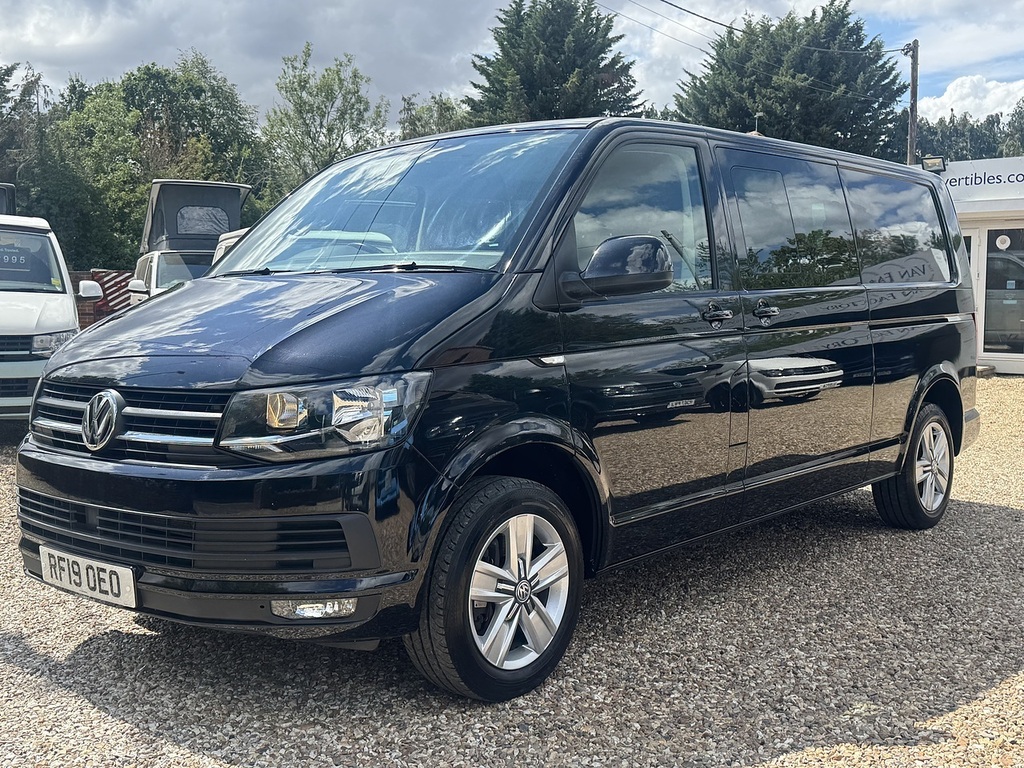 Volkswagen Transporter T6 T32 150 Highline Black