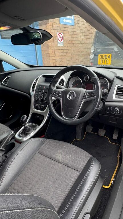 Vauxhall Astra GTC 2.0 Cdti 16V Sri KC13GTC #4