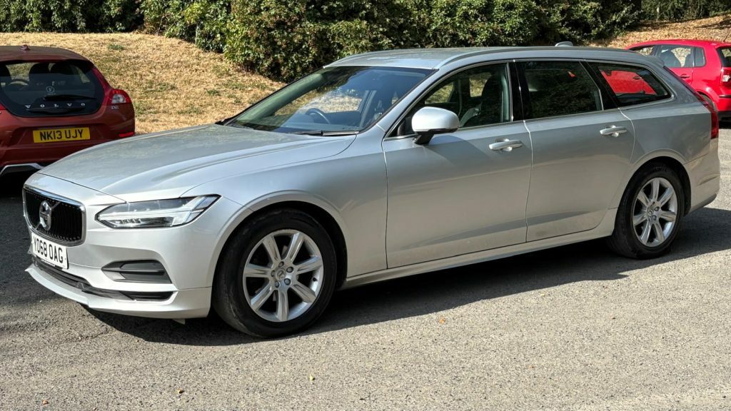 Volvo V90 2.0 D4 Momentum Geartronic Silver #6