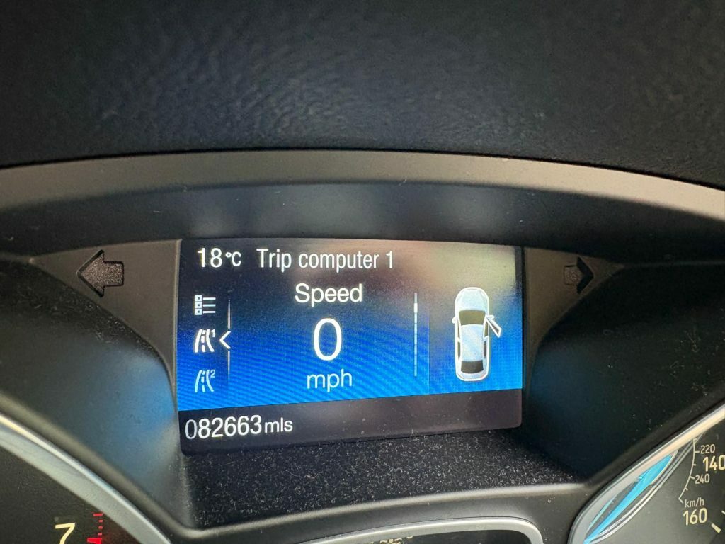 Ford C-Max Mpv 1.6 Tdci Zetec Euro 5 201515 White #12