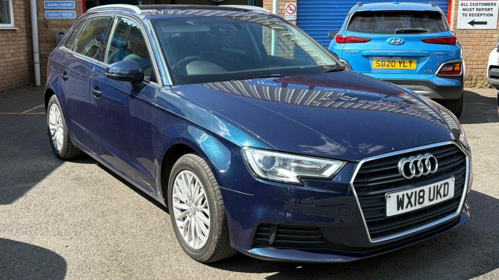 Audi A3 2.0 Tdi Se Technik WX18UKD Blue
