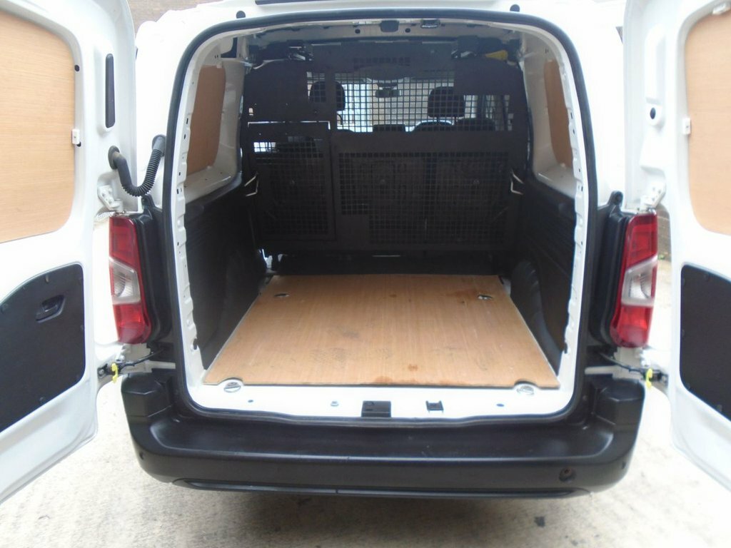 Peugeot Partner 1.5 Bluehdi Asphalt Premium L2 129 Bhp Grey #11