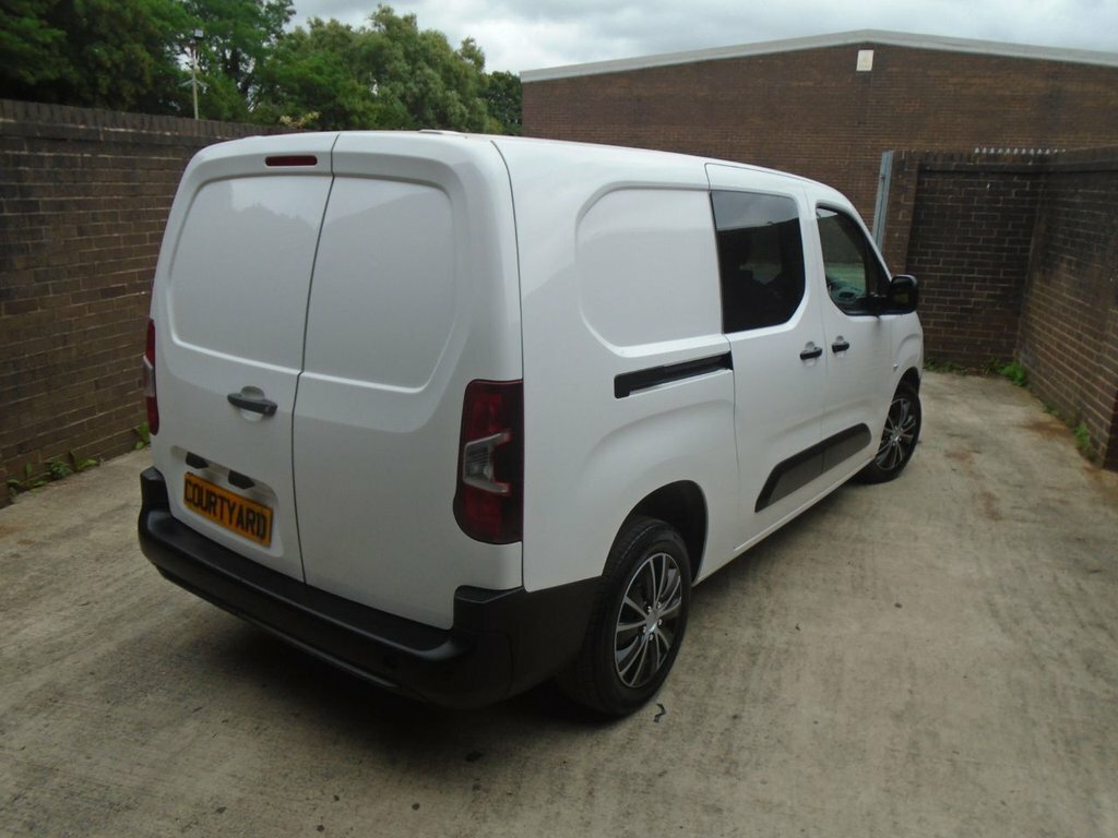 Peugeot Partner 1.5 Bluehdi Asphalt Premium L2 129 Bhp Grey #10