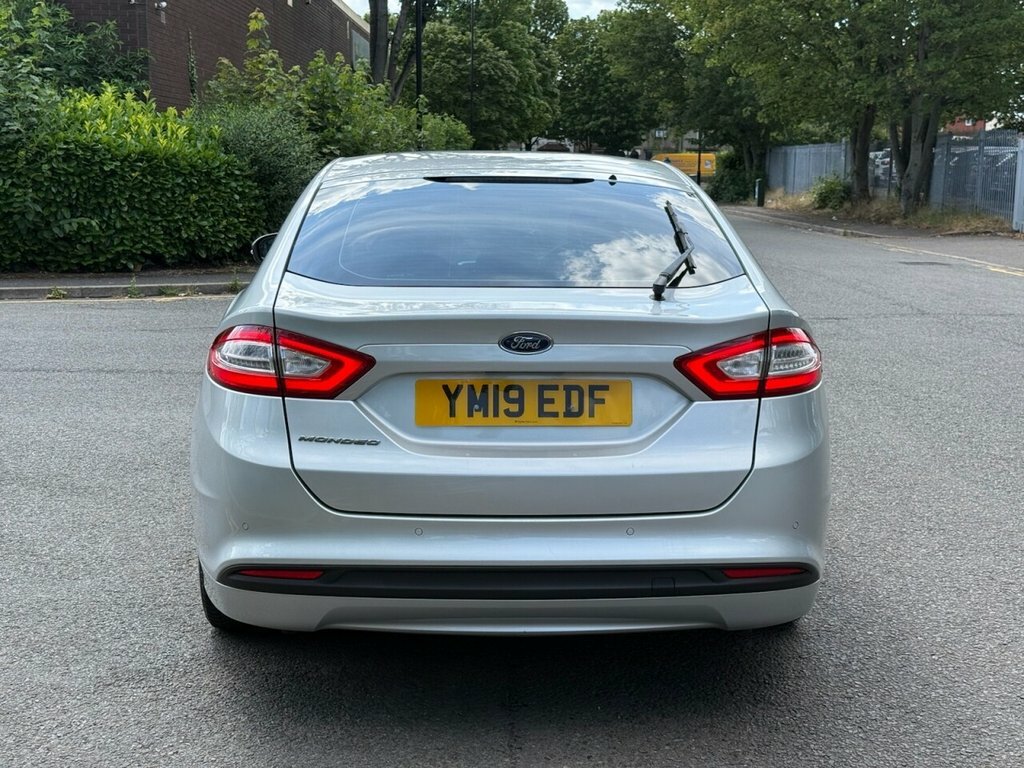 Ford Mondeo 2L Zetec Edition YM19EDF Silver #6