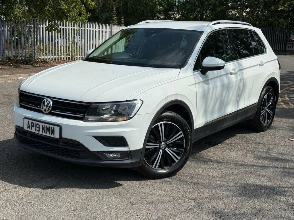 Volkswagen Tiguan 2L Se Navigation AP19NMM White #3