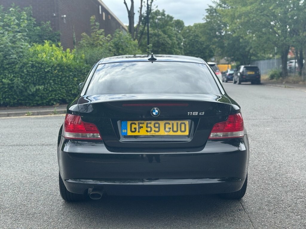 BMW 1 Series 2L Sport Black #4