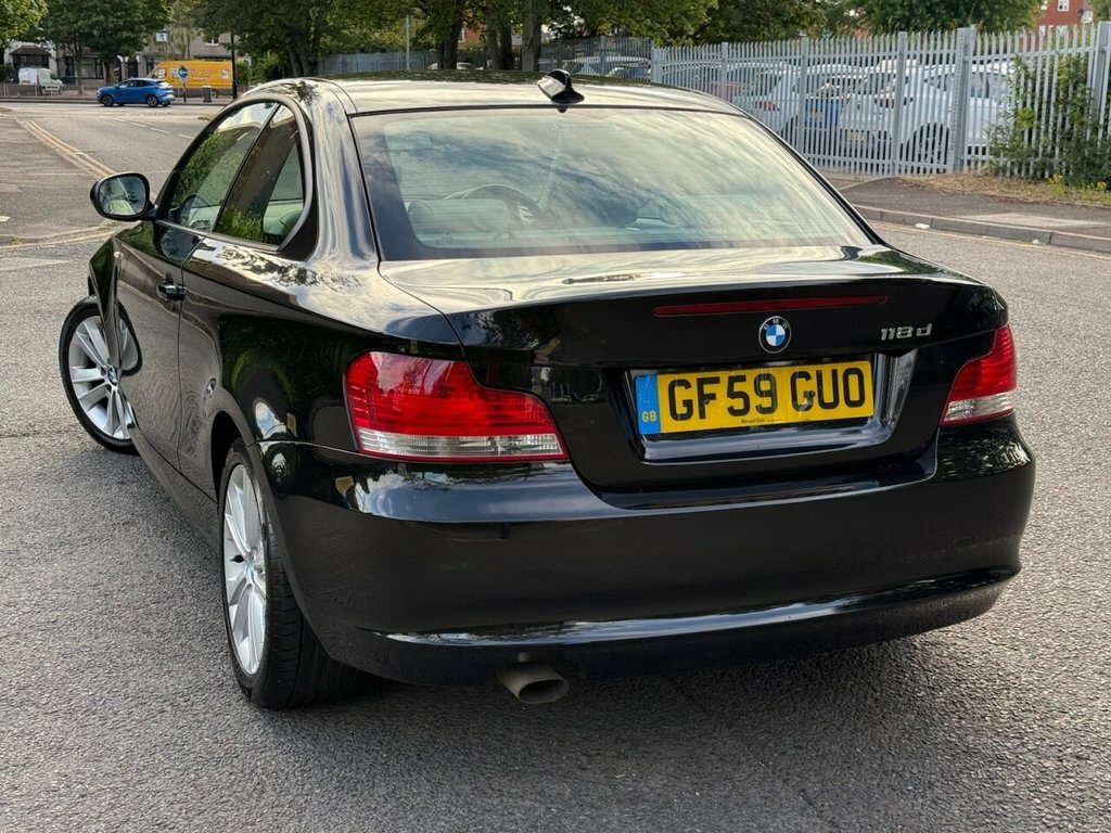 BMW 1 Series 2L Sport Black #4
