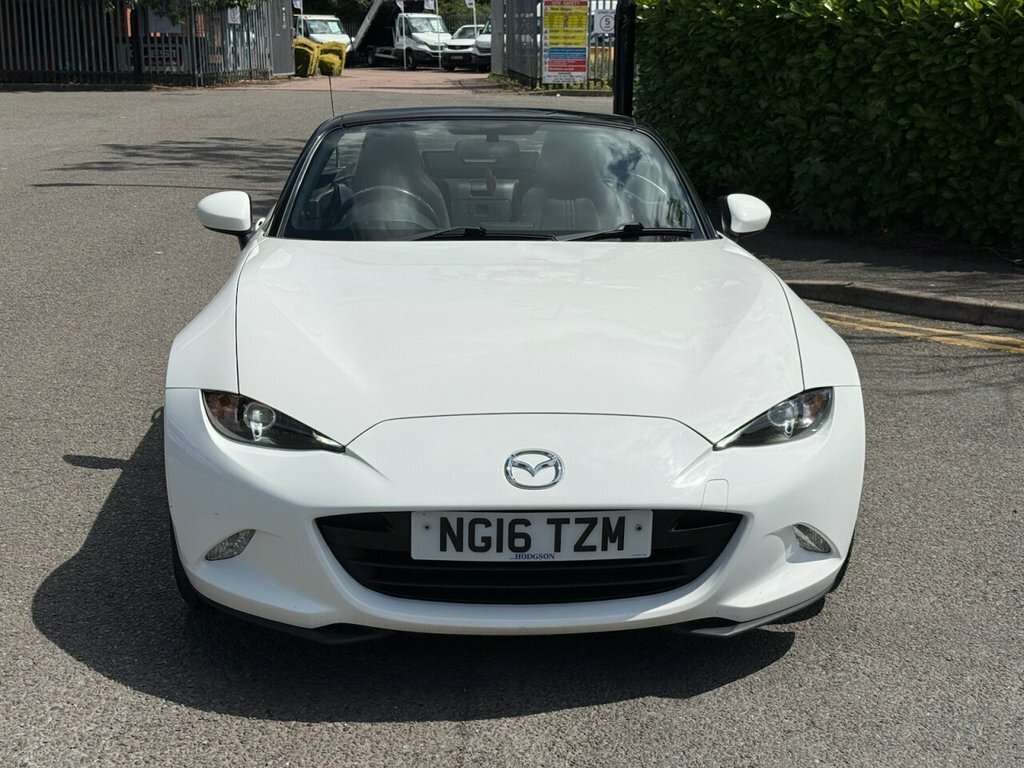 Mazda MX-5 1.5L Se White #2