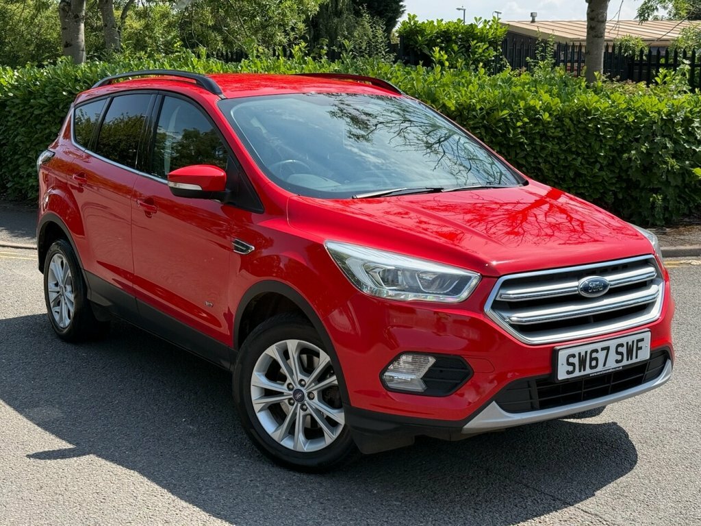 Ford Kuga 2L Titanium SW67SWF Red