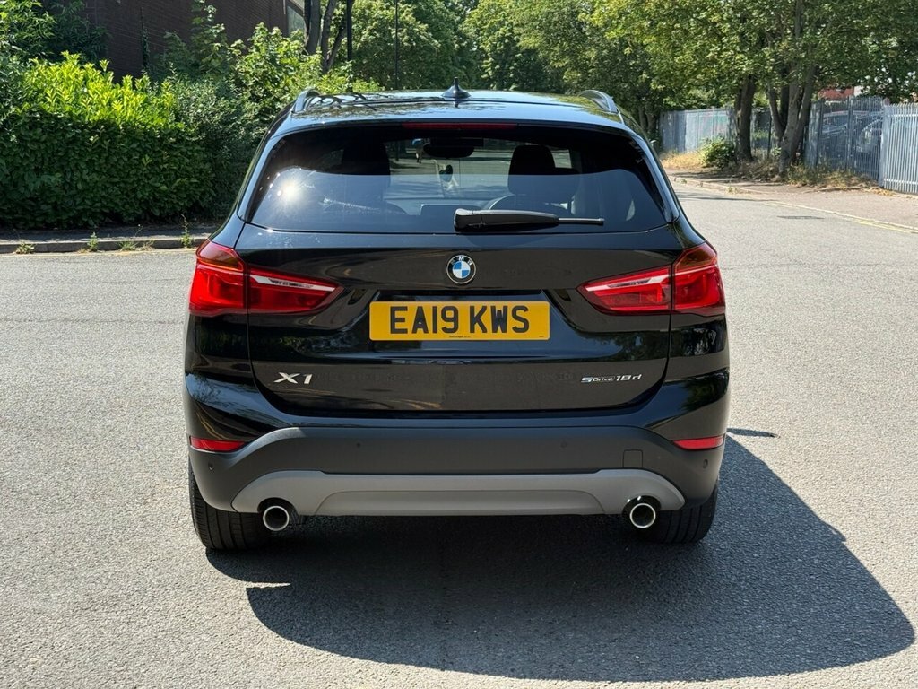 BMW X1 2L Se Black #5