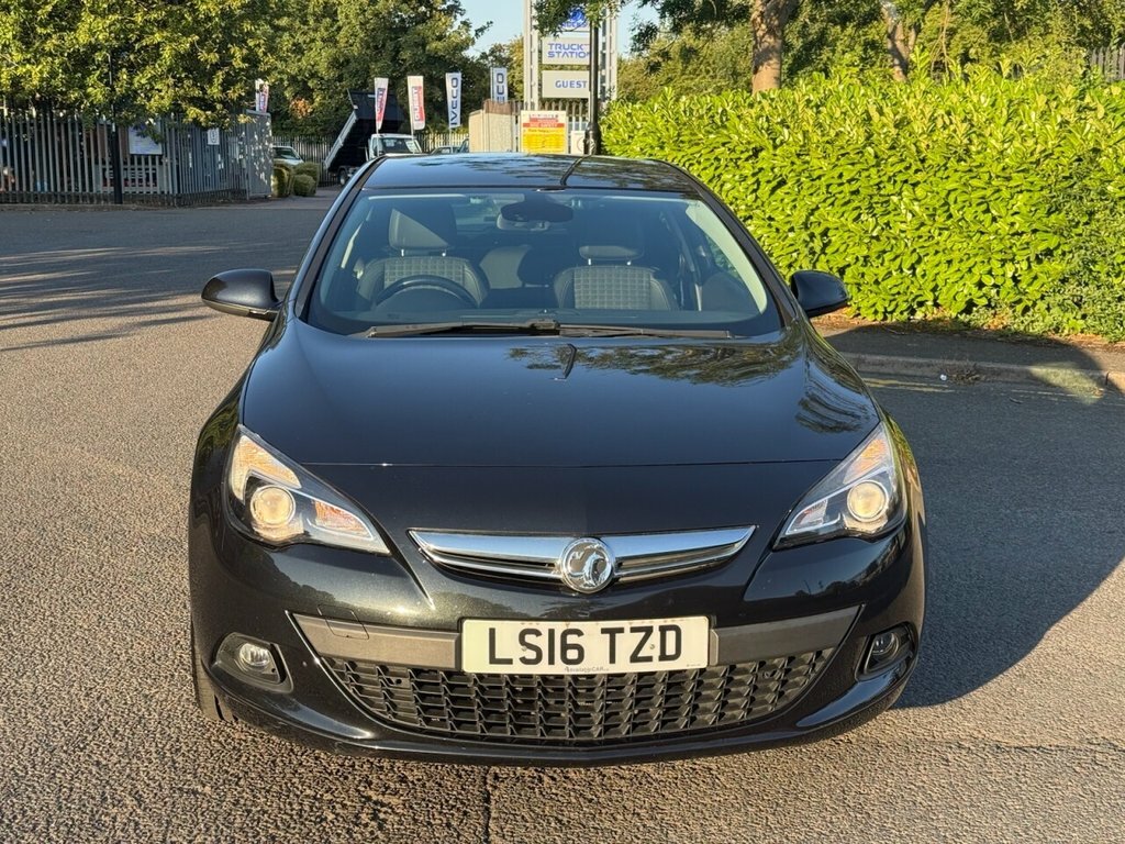 Vauxhall Astra GTC 1.4L Sri Black