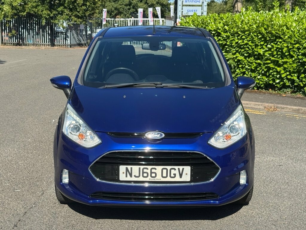 Ford B-Max B-max Titanium Navigator Black #8