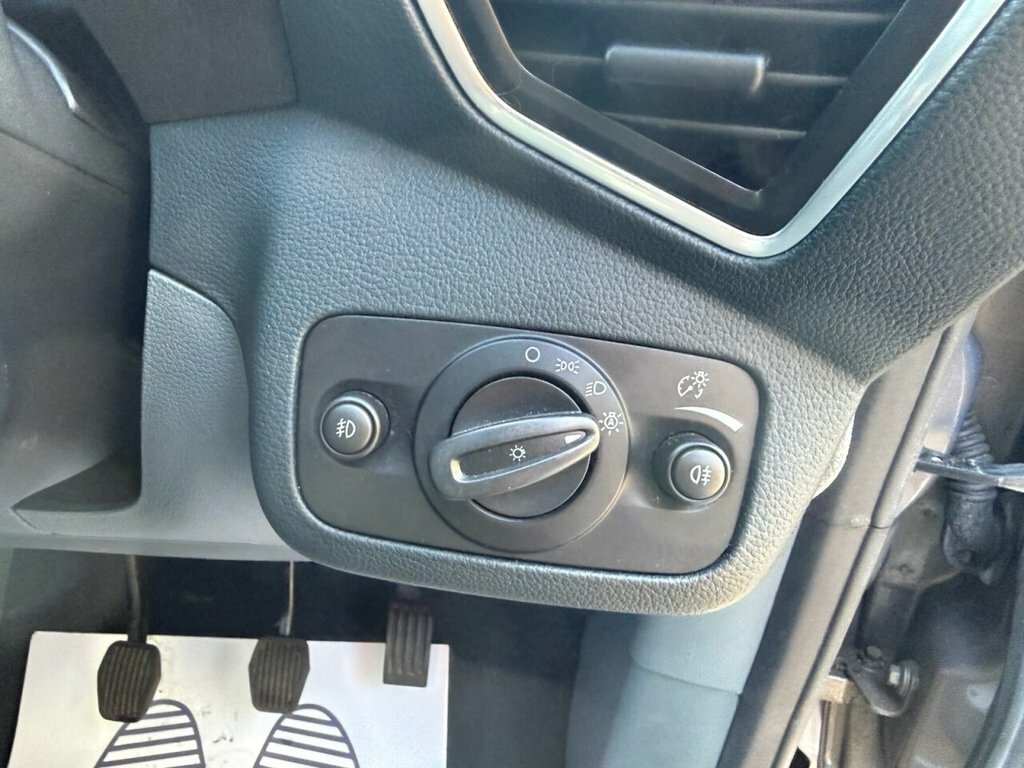 Ford C-Max 2.0L Titanium X Tdci 161 Bhp Blue #13