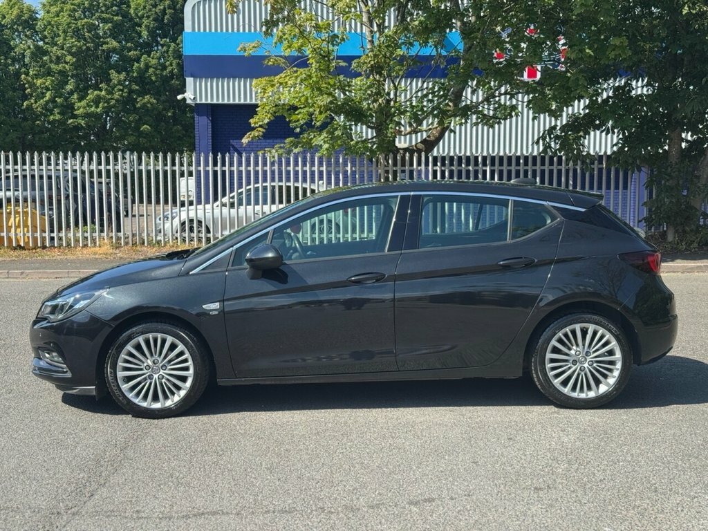Vauxhall Astra 1.4L Elite Black #5