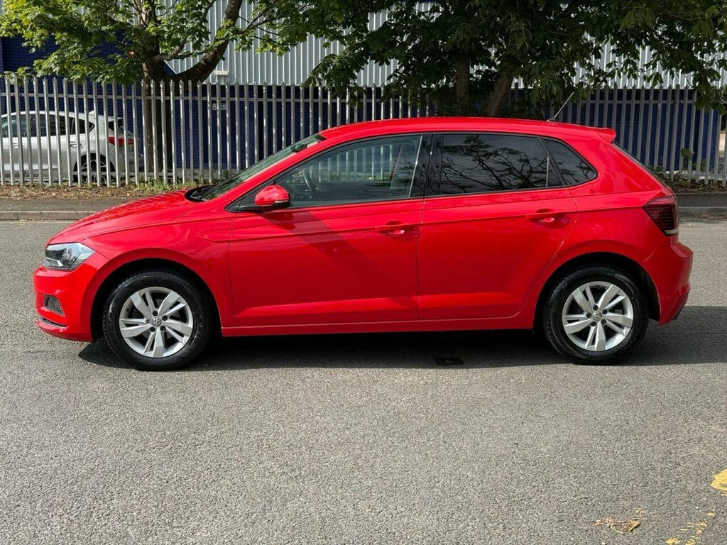 Volkswagen Polo 1L Se Red #4