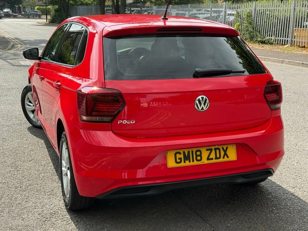 Volkswagen Polo 1L Se Red #5