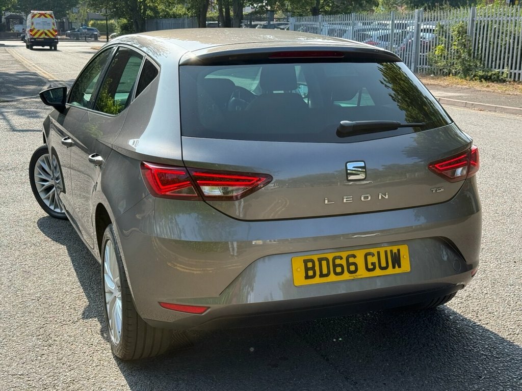 Seat Leon 1.6L Se Dynamic Technology Grey #4