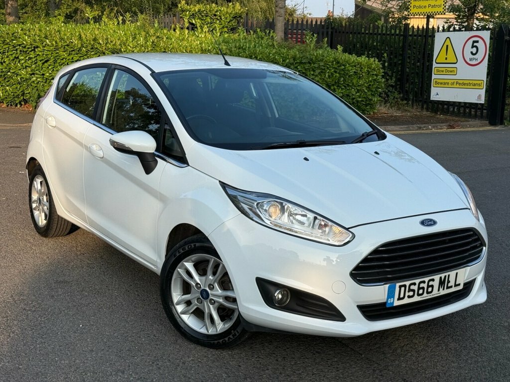 Ford Fiesta 1.3L Zetec White