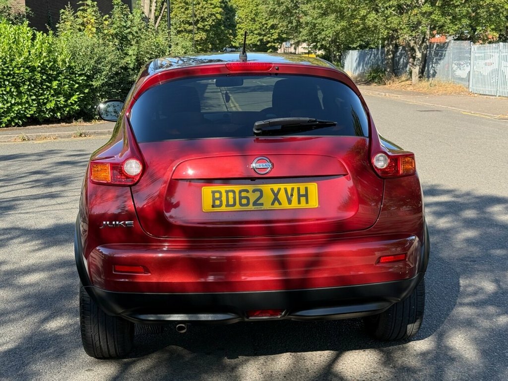 Nissan Juke 1.6L Acenta Premium Red #6
