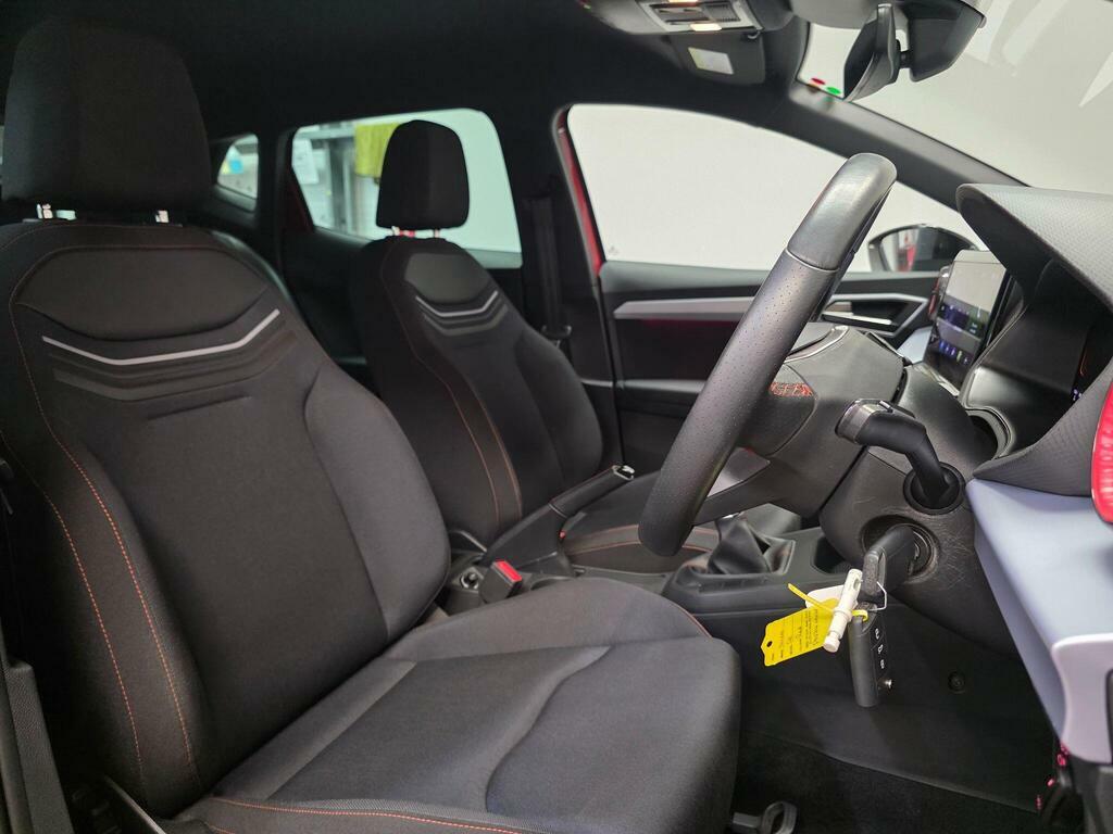 Seat Ibiza 1.0 Tsi Fr Euro 6 Ss PN74MWV Red #2