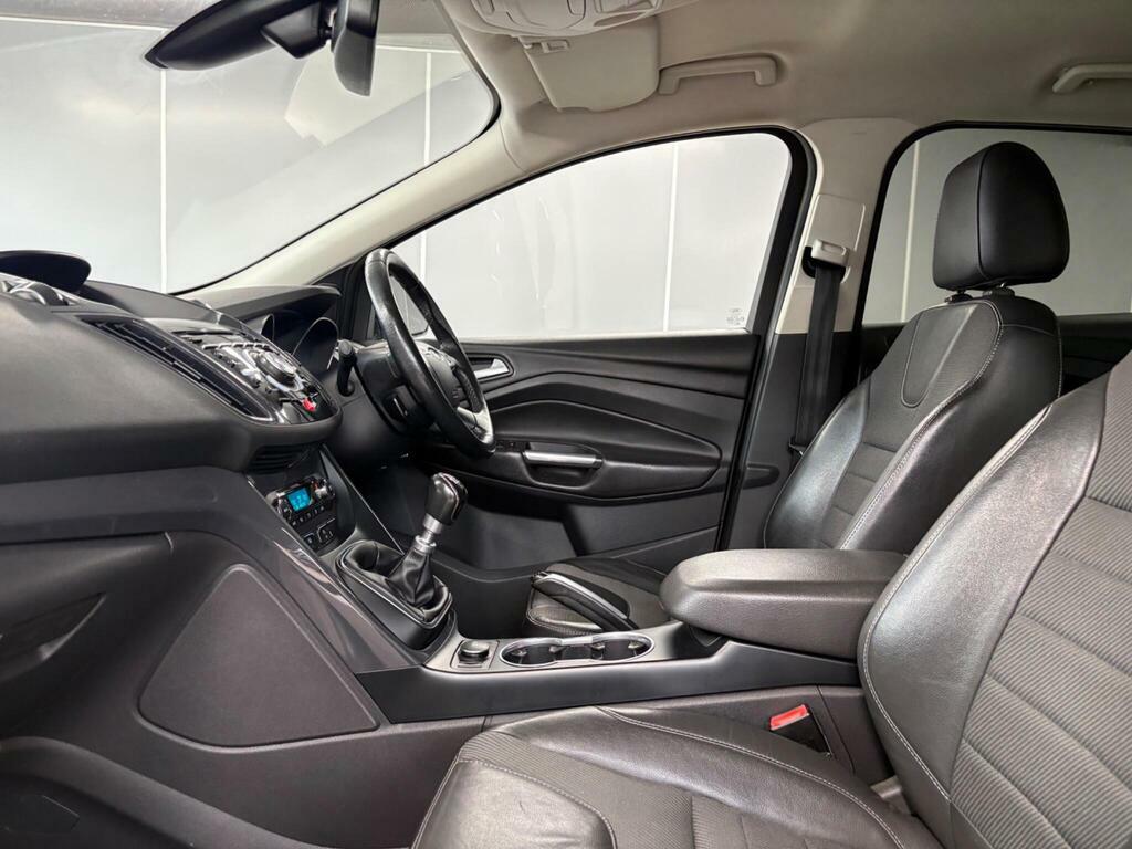Ford Kuga Suv 1.5T Ecoboost Zetec 2Wd Euro 6 Ss 2016 Black #43